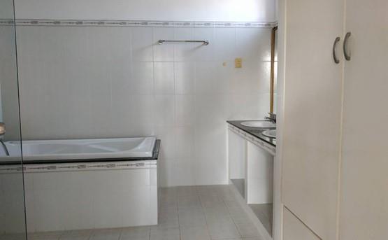 villa for rent in district 2 D220077 (3)